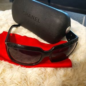 Chanel black sunglasses